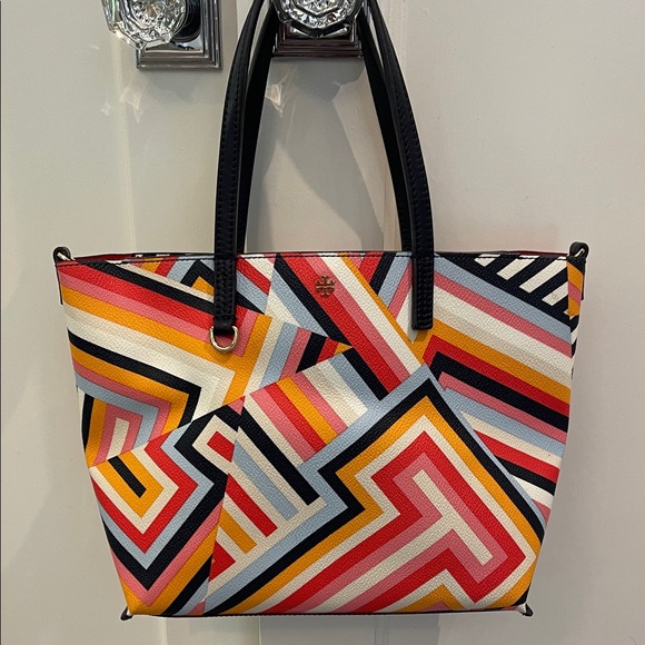 Tory Burch Handbags - Tory Burch Multicolor Geometric Tote